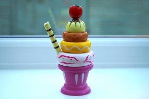 Stacking wooden ice cream toy