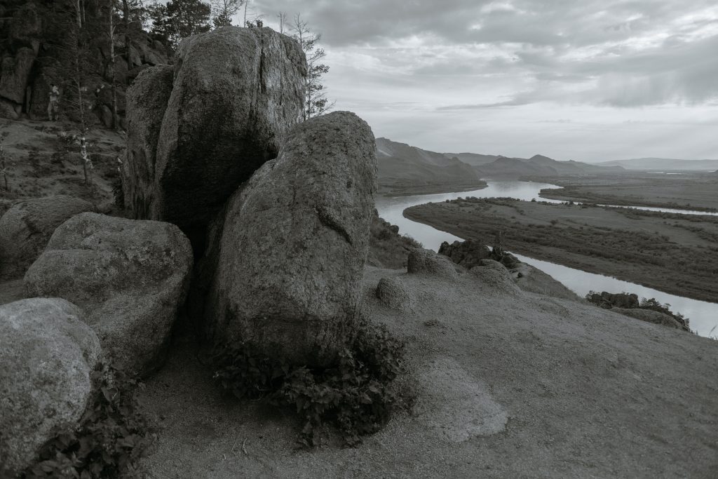 A picture of a big stone