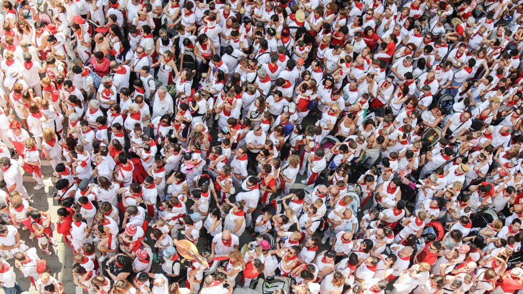 The crowd from the bird's eye view